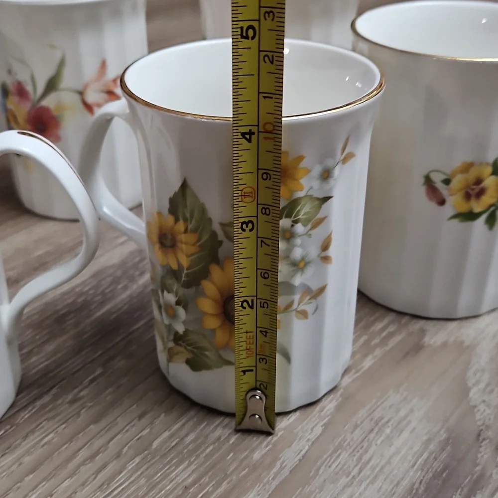 Vintage Staffordshire Queensway Fine Bone China Ribbed Gold Trim Floral Cup Mugs